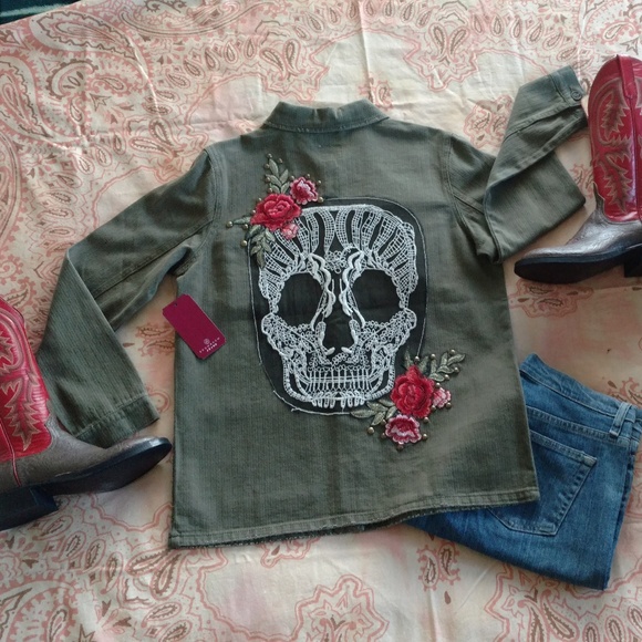 Skull Jacket (1 jacket left!) - Picture 3 of 8